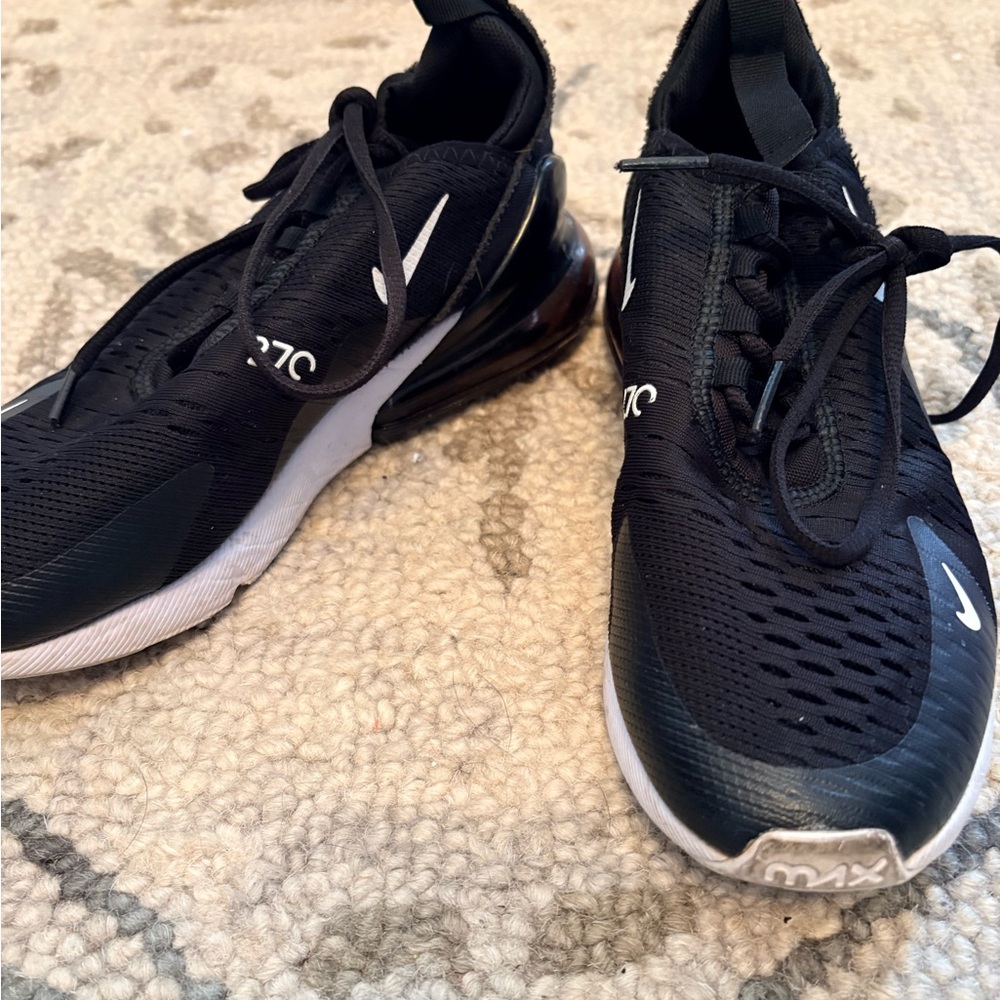 Nike Air Max 270 Black women’s shoe size 6